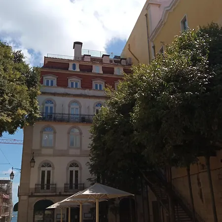 My Chiado Апартаменты Лиссабон